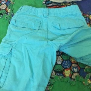 Boys size 10 blue cargo shorts. 6 pockets.